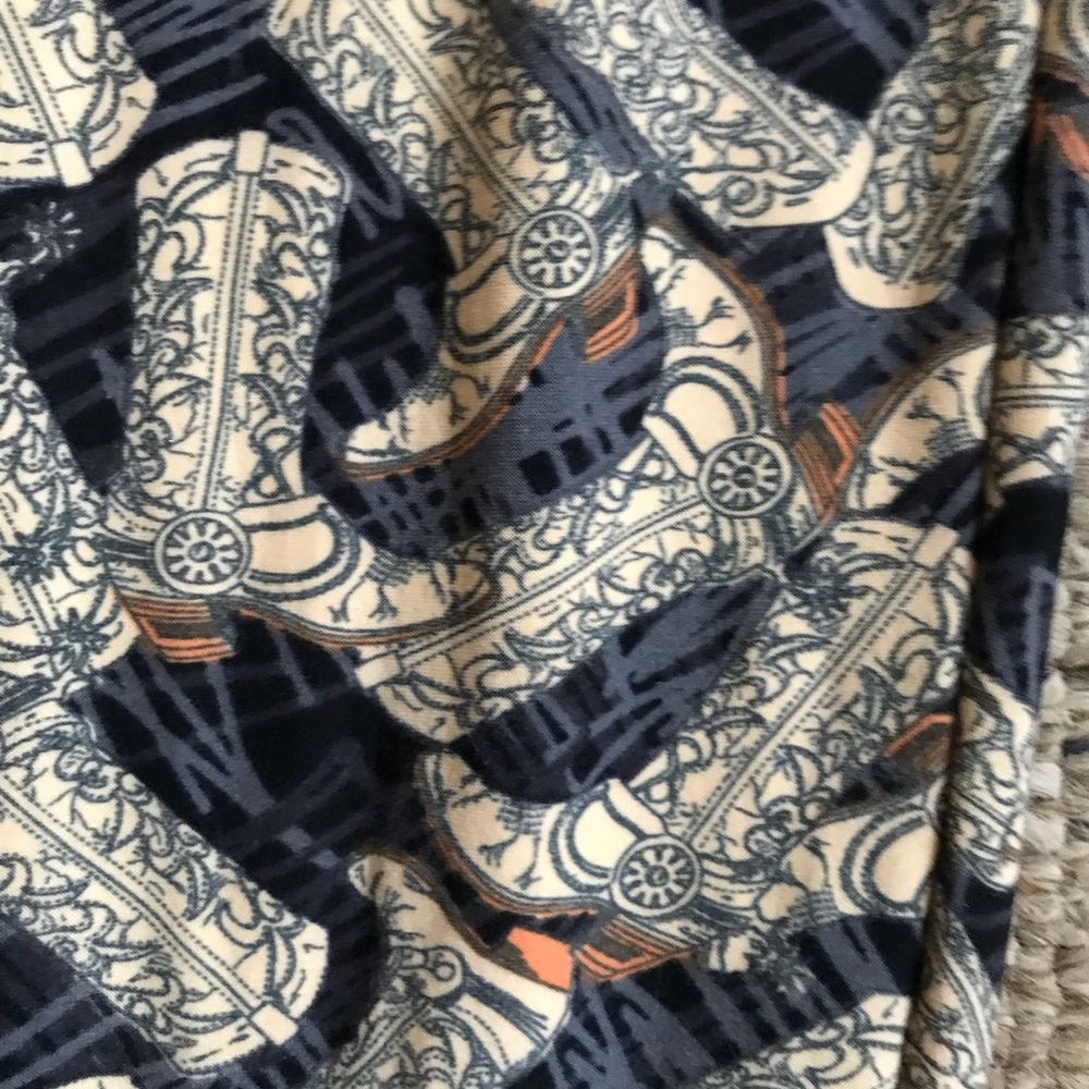Lularoe OS cowboy boot leggings